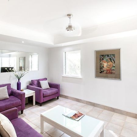 Bermuda Villas Sunshine Coast Exterior photo