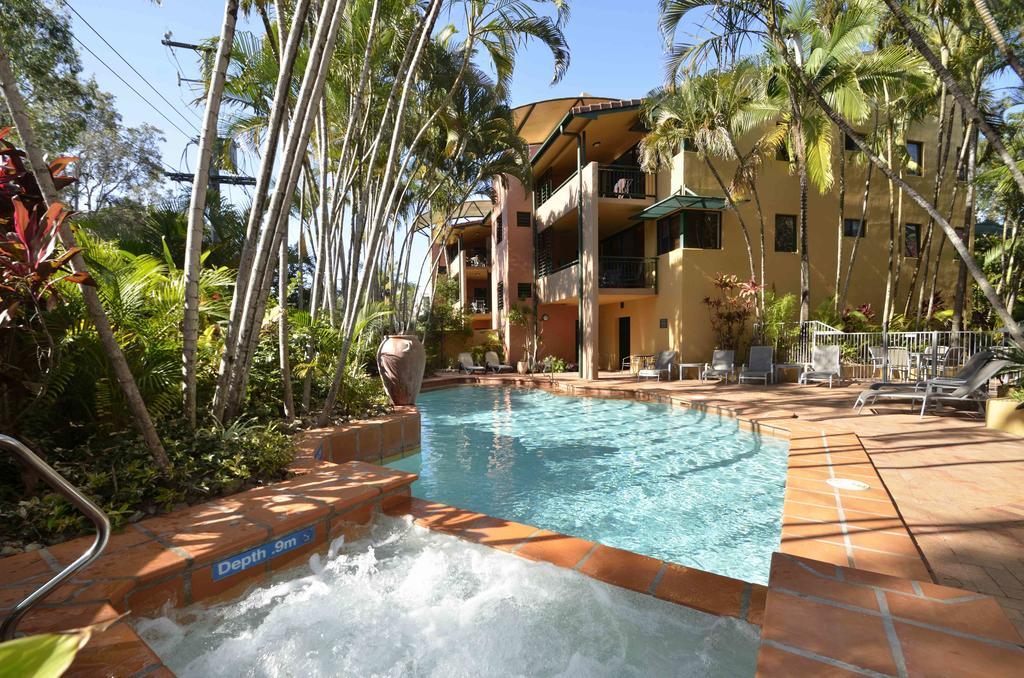 Bermuda Villas Sunshine Coast Exterior photo