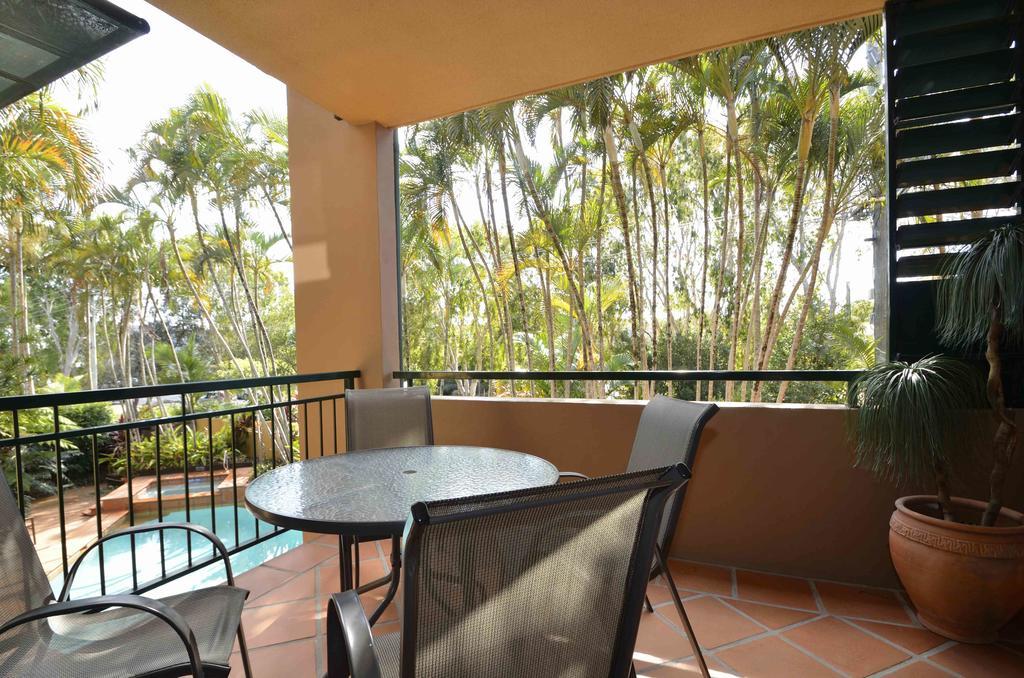 Bermuda Villas Sunshine Coast Exterior photo