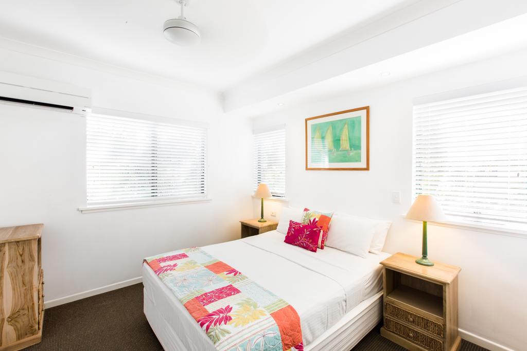 Bermuda Villas Sunshine Coast Exterior photo